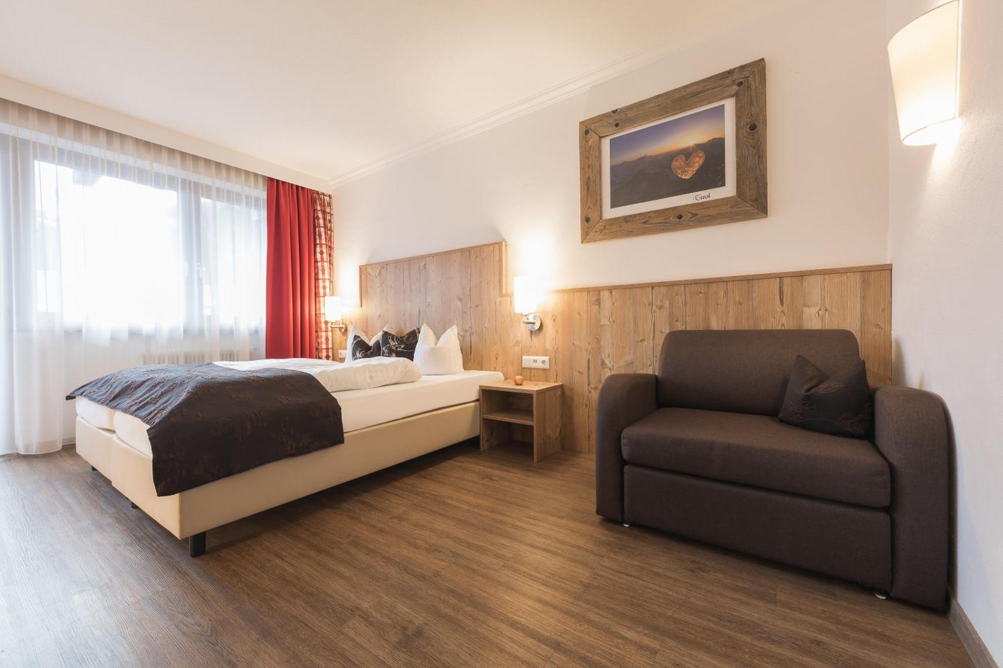 Hotel Alphof Stubaital Fulpmes Extérieur photo